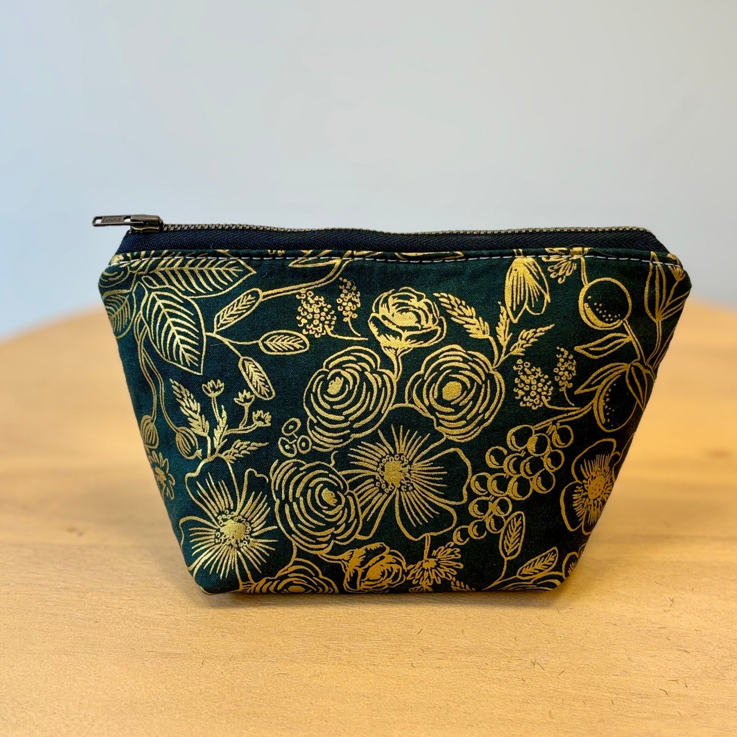 Mini Makeup Pouch: Wonderland