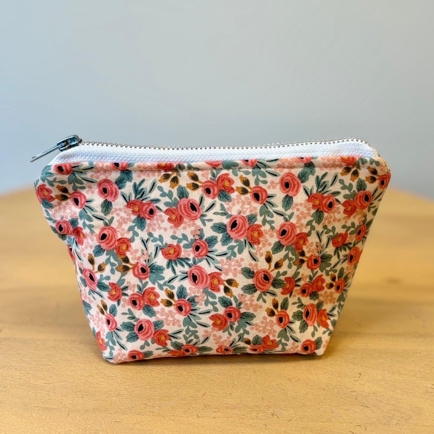 Mini Makeup Pouch: Rosa