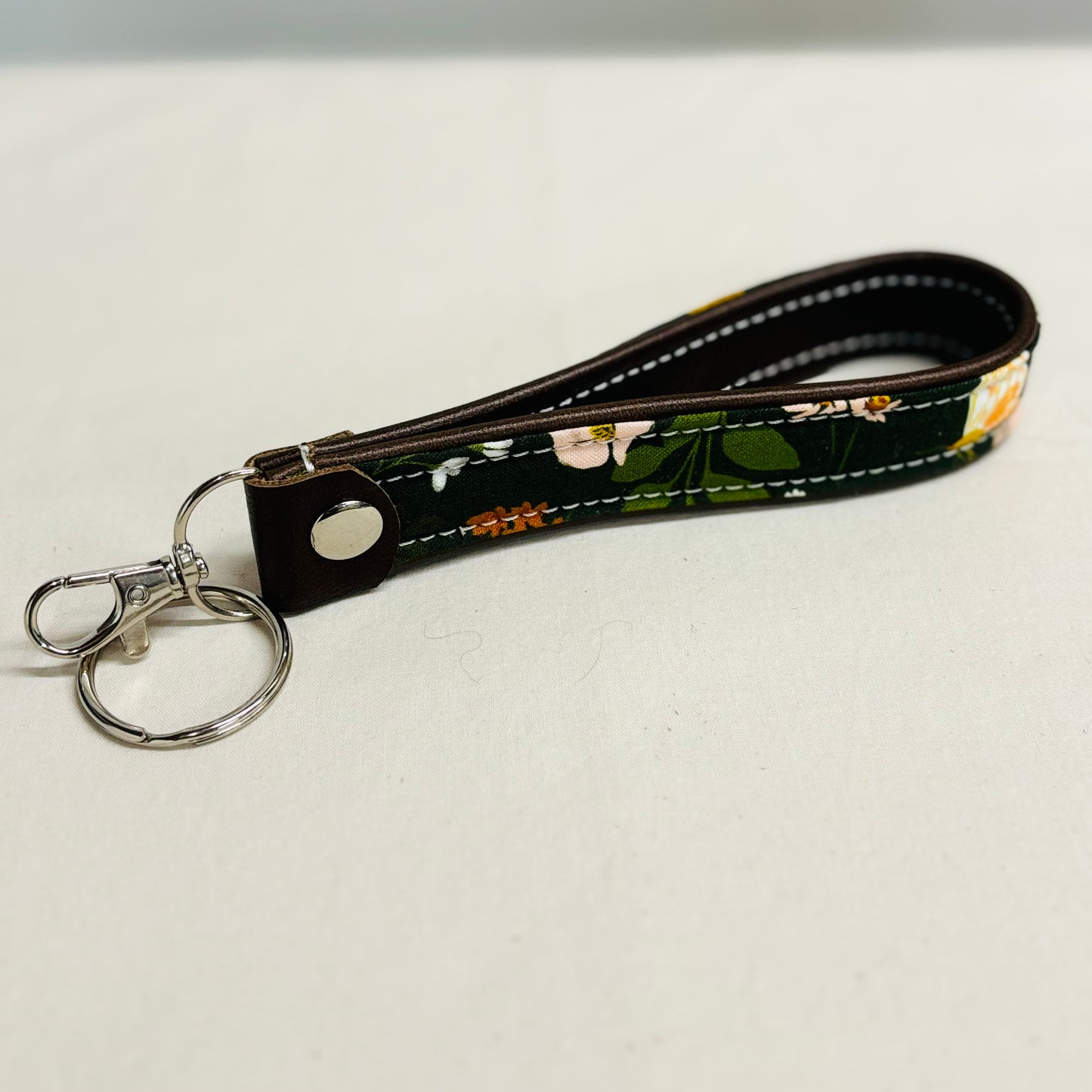 Key Fob: Secret Garden