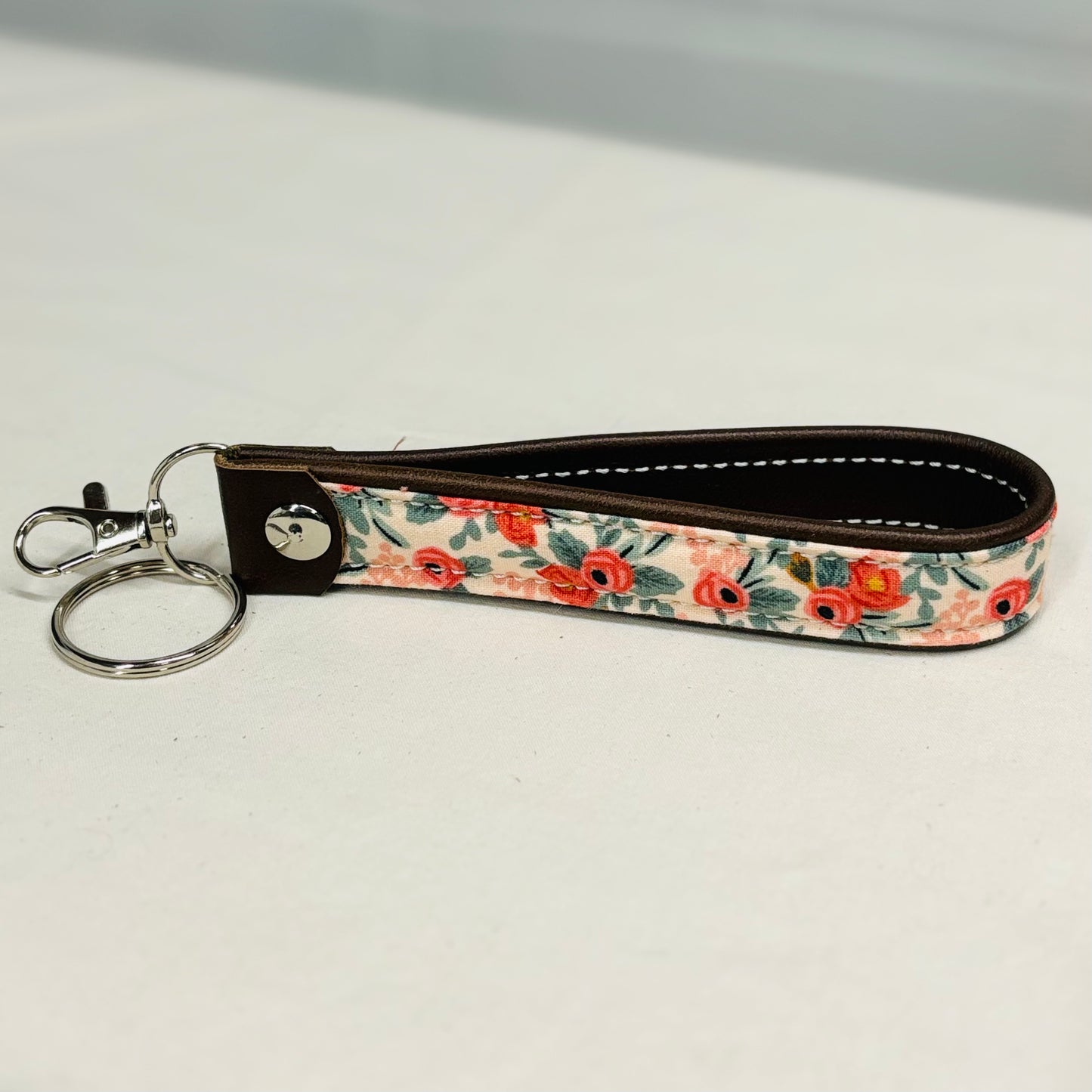 Key Fob: Rosa